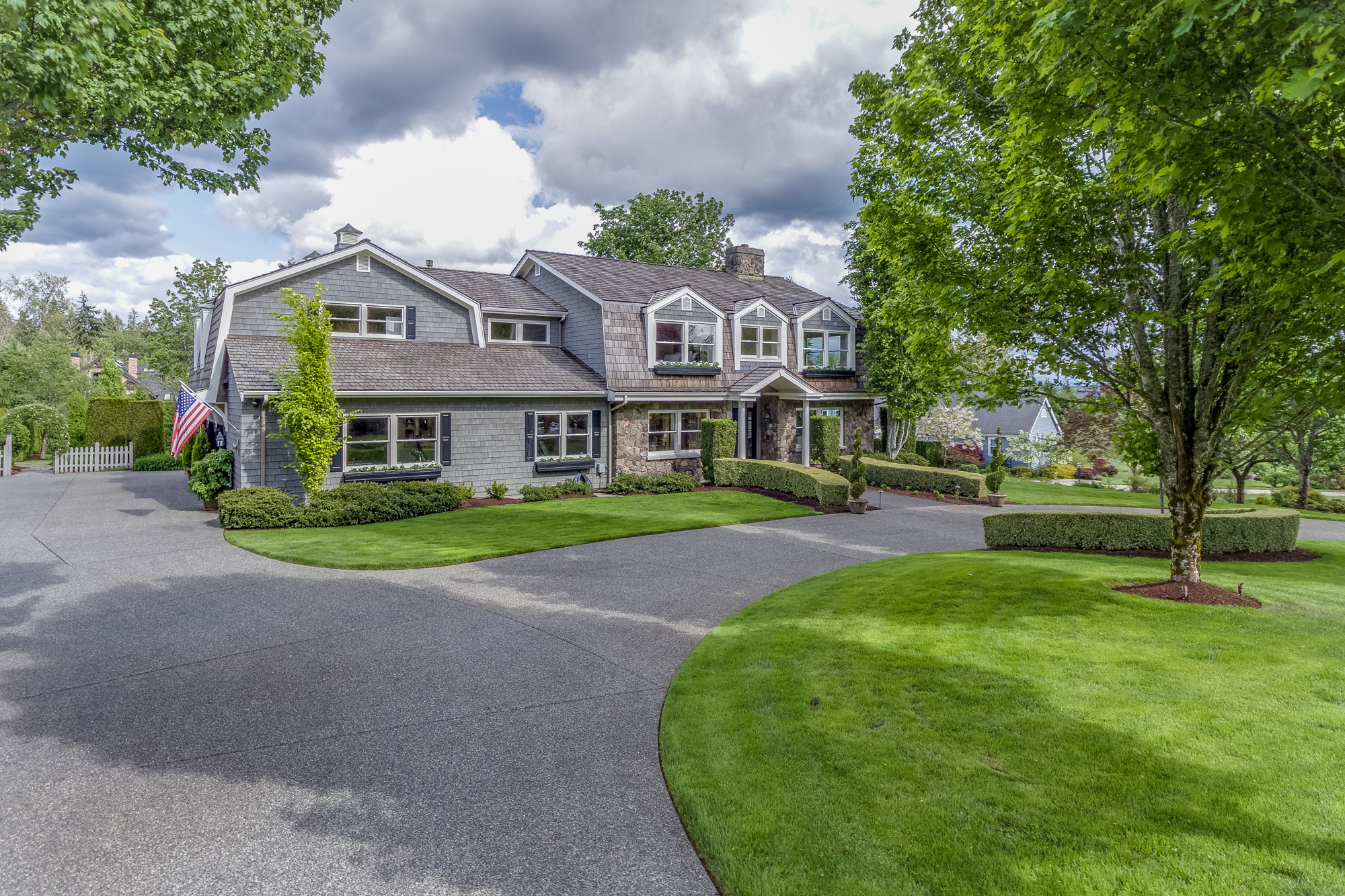 Property Photo: 13416 179th Ave NE WA 98052