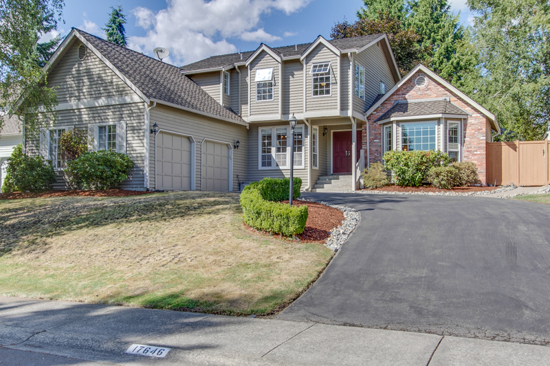 Property Photo: 17646 NE 128th Place WA 98052