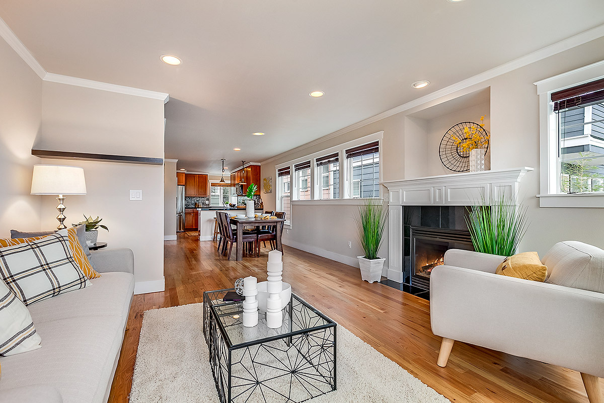Property Photo: 132 25th Ave E B WA 98112