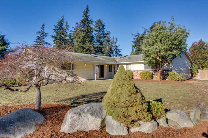 Property Photo: 650 NW 2nd Ave WA 98277