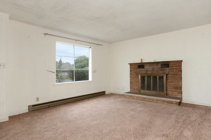 Property Photo: Living room 13641 2nd Ave S  WA 98168 