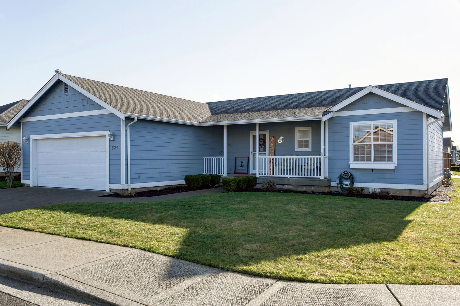 Property Photo:  524 Daisy Lane  WA 98264 