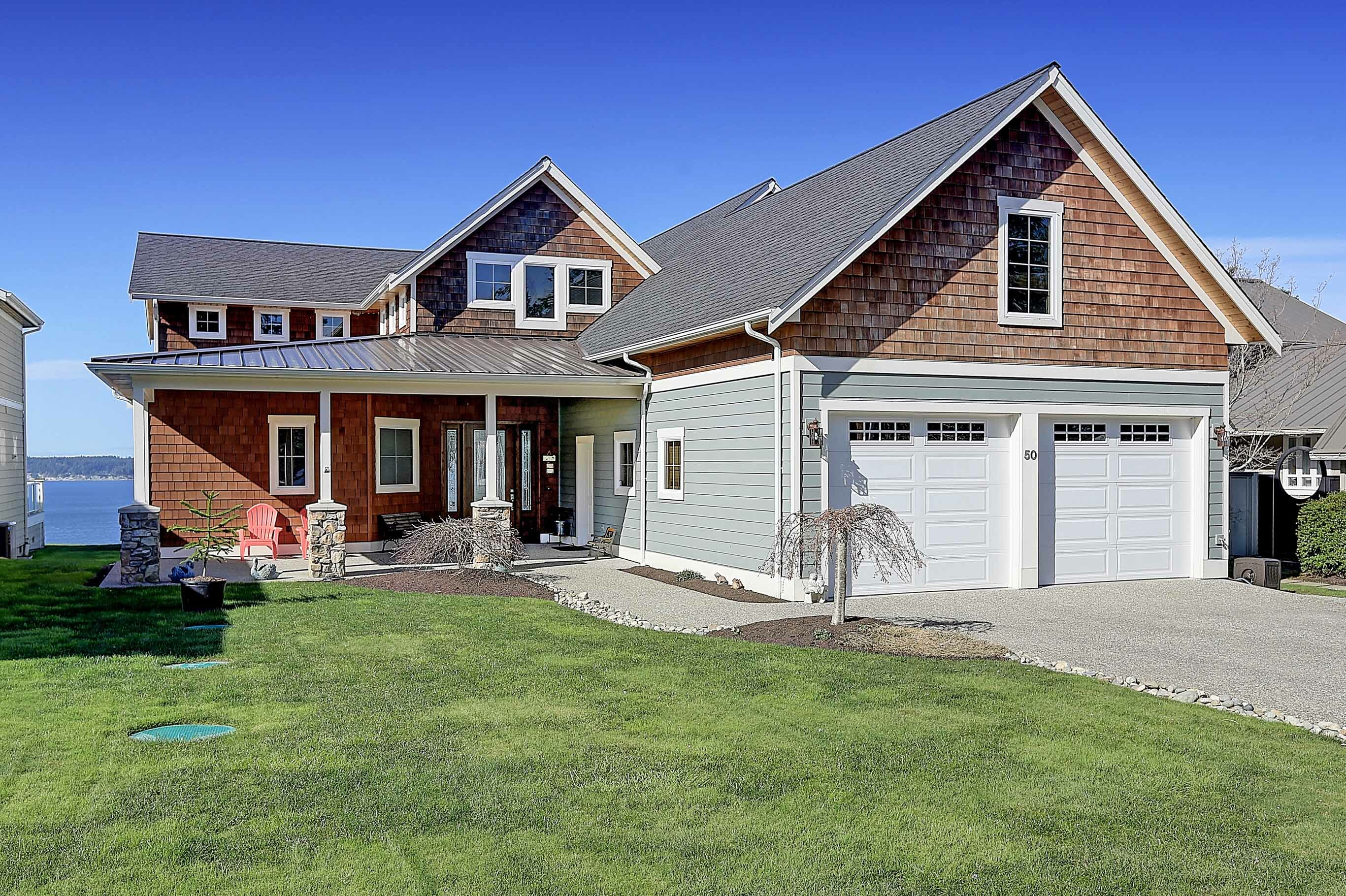 Property Photo:  50 Edgewater Dr  WA 98282 