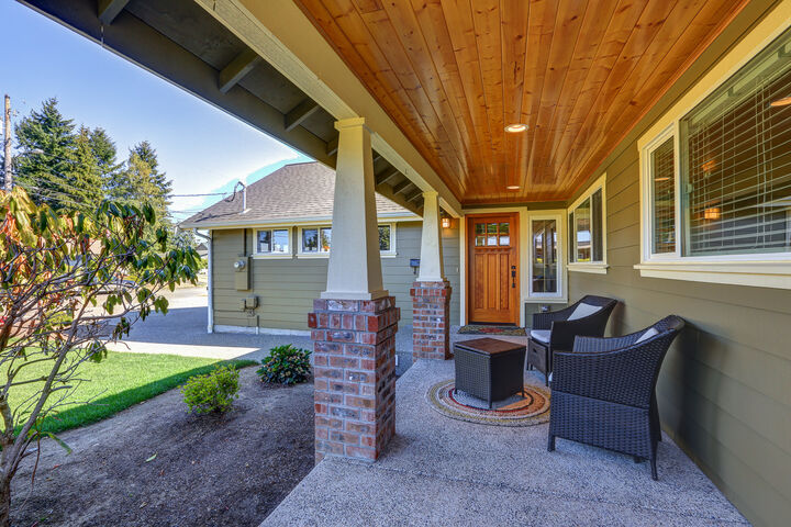 Property Photo: Photos 1334 N Hawthorne St  WA 98406 