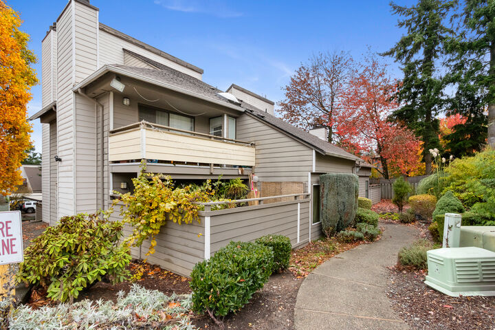Property Photo:  2524 S 317th Street 303  WA 98003 