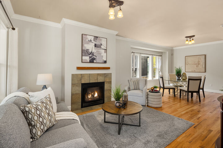 Property Photo:  223  29th Avenue E  WA 98112 
