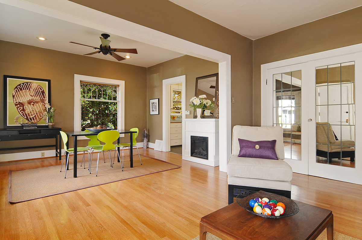 Property Photo: Living room/dining room/kitchen 2347 N 51st  WA 98103 