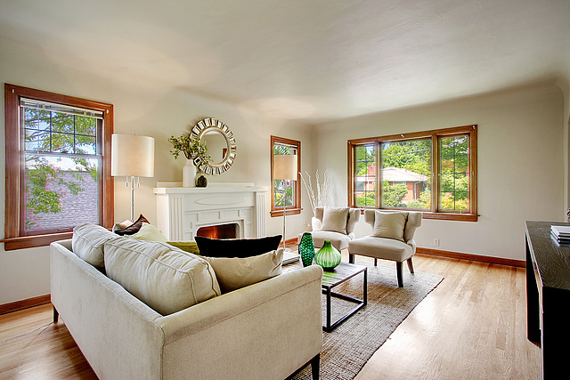 Property Photo: Living room 1607 NE 70th St  WA 98115 