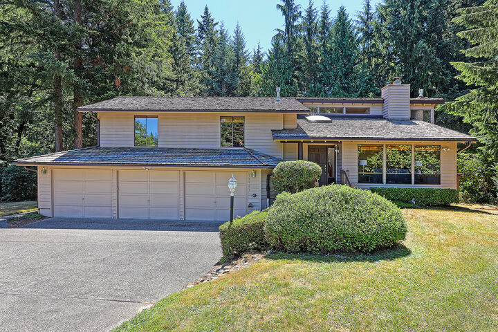 15703 NE 198th Street  Woodinville WA 98072 photo