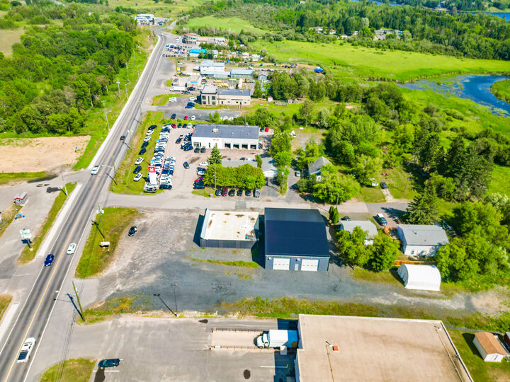 Photo de la propriété:  1095 Railway St  ON P9N 0B2 