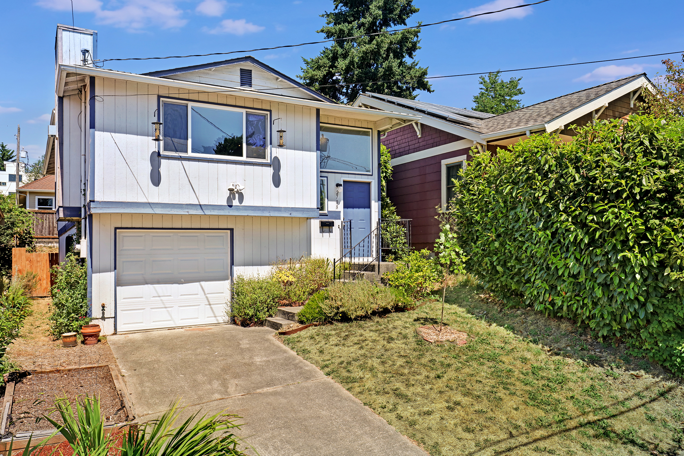 Property Photo:  2708 S Judkins St  WA 98144 