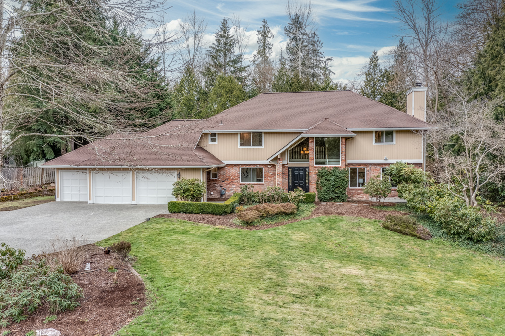 Property Photo: 17302 NE 131st Street WA 98052