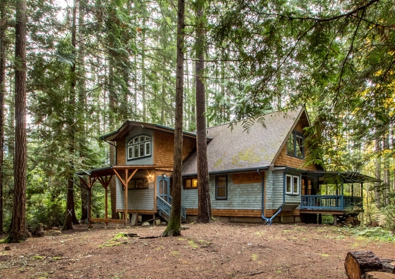 Property Photo: Quail Hill 8139 NE Quail Hill Rd  WA 98110 