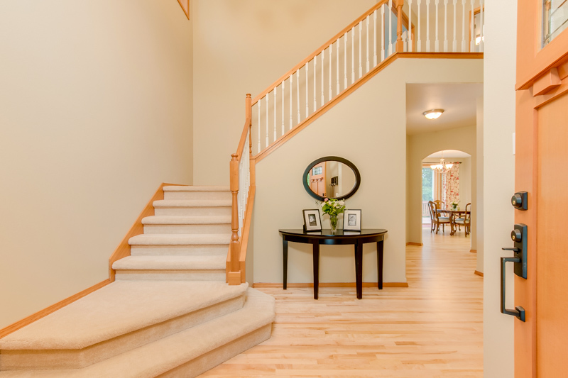 Property Photo: Entry 17717 83rd Place NE WA 98028