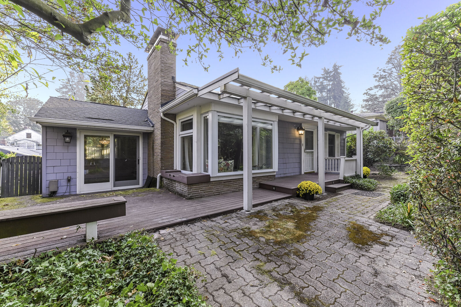 Property Photo: Welcome Home! 1551 NE 100th Street WA 98125