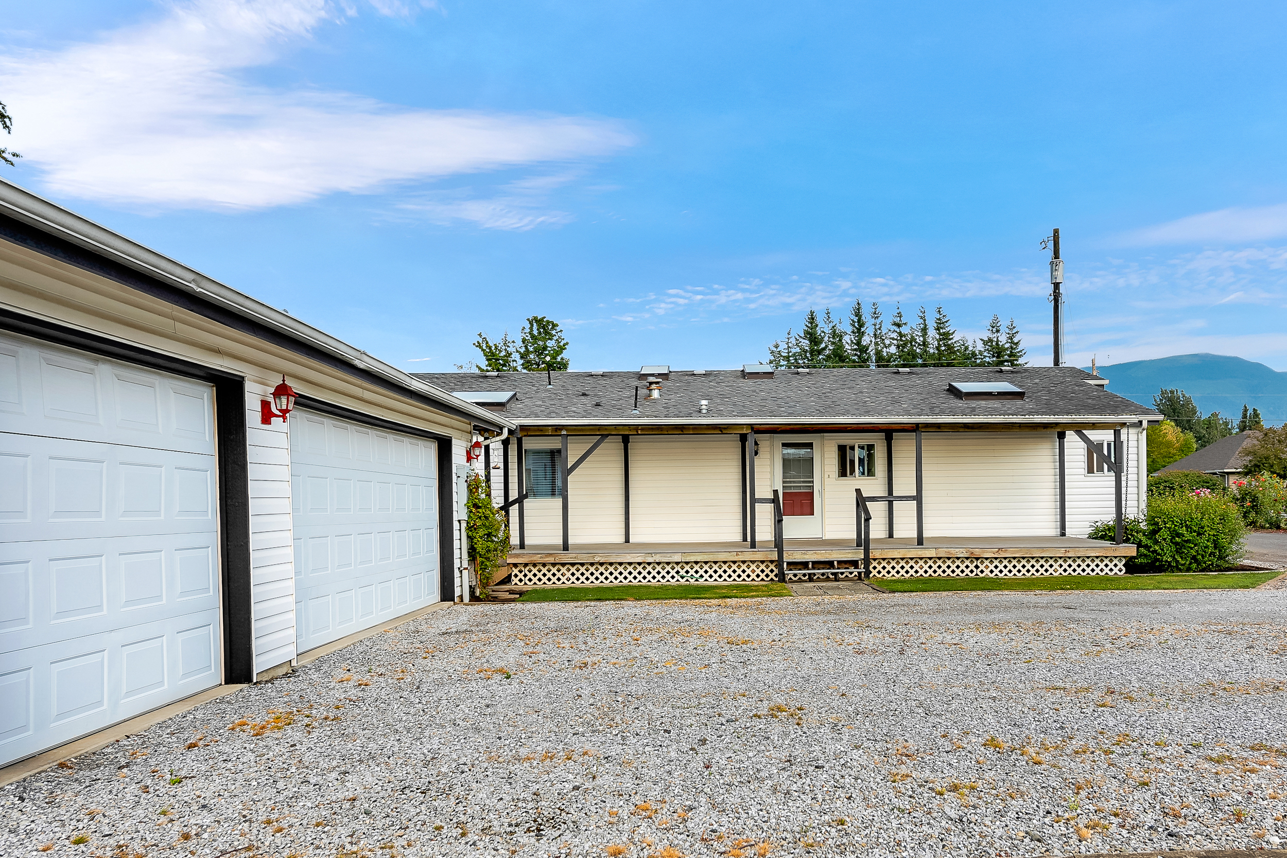 Property Photo:  111 W 2nd St  WA 98276 