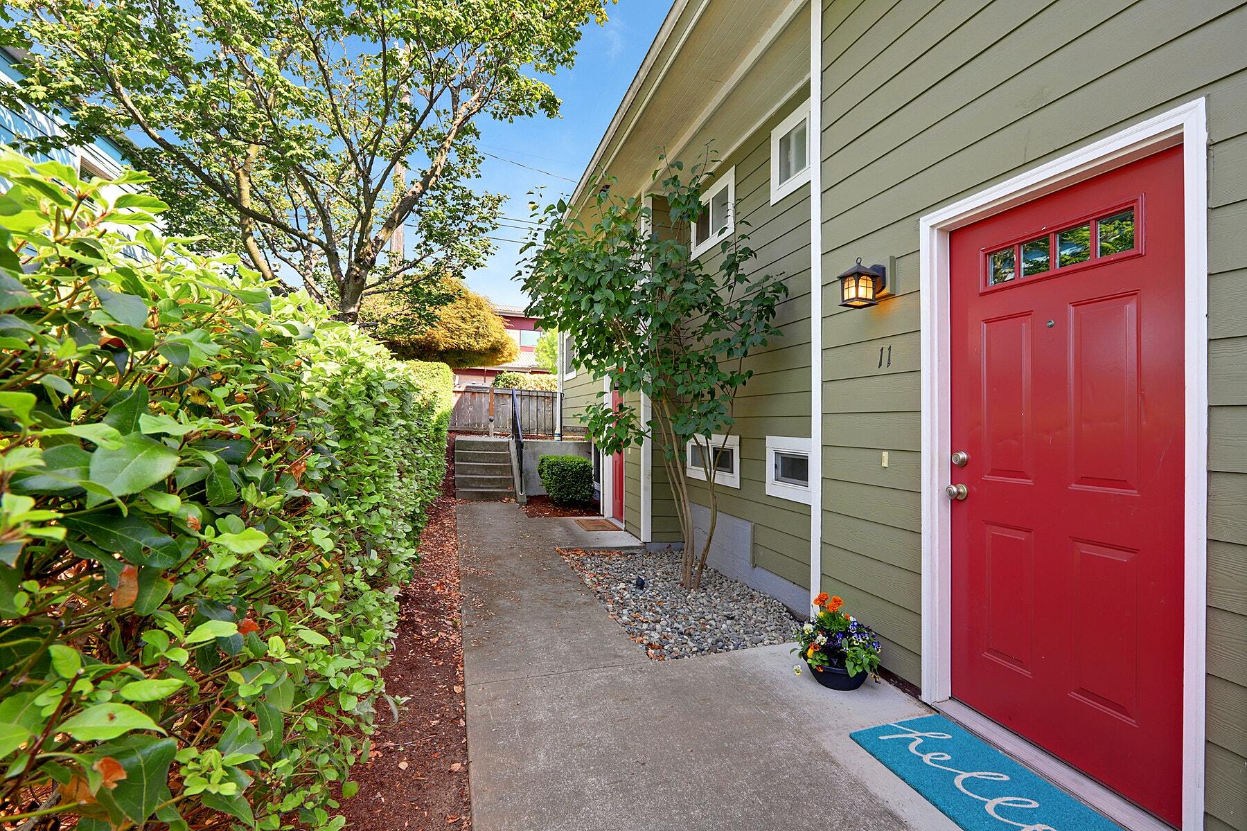 Property Photo: 9013 16th Ave SW #11 9013 16th Ave SW 11  WA 98106 