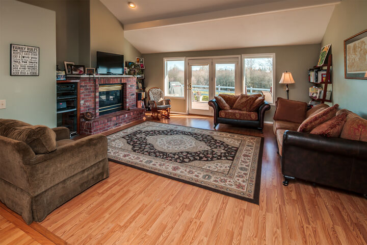Property Photo: Modern rambler open floor plan 3230 W 51st Vista  WA 98248 