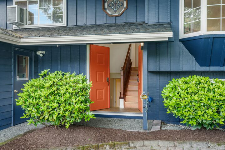 Property Photo: 17518 NE 22nd Court WA 98052