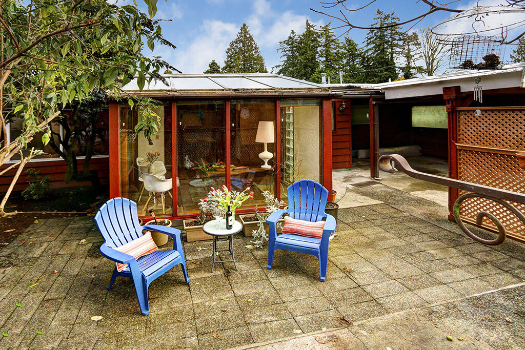 Property Photo: 18350 Stone Ave N 18350 Stone Avenue N WA 98133