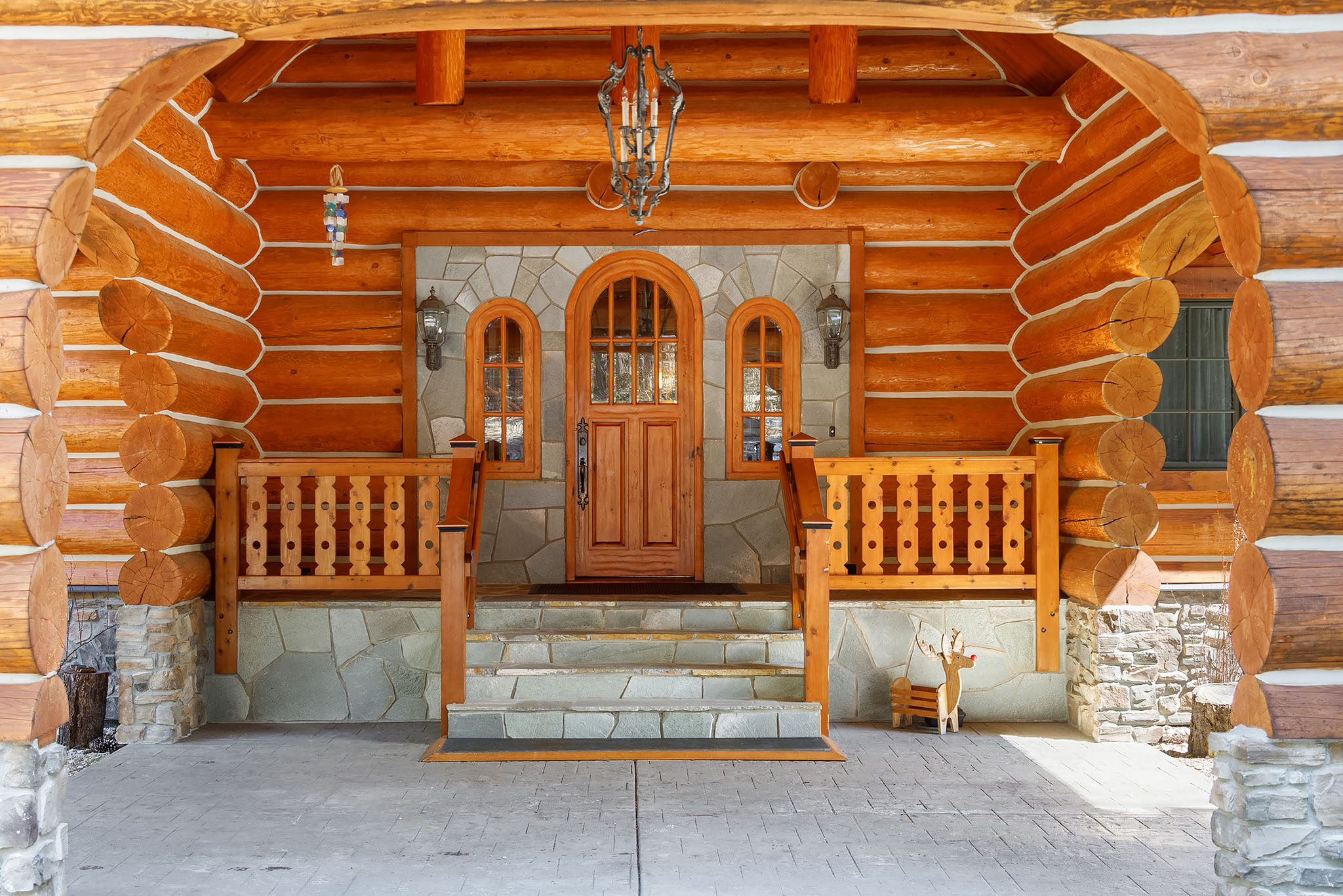 Property Photo: 21015 Stellerwood Dr WA 98826