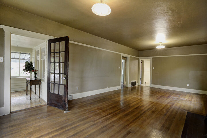 Property Photo: Gallery 3552 S Hudson St  WA 98118 