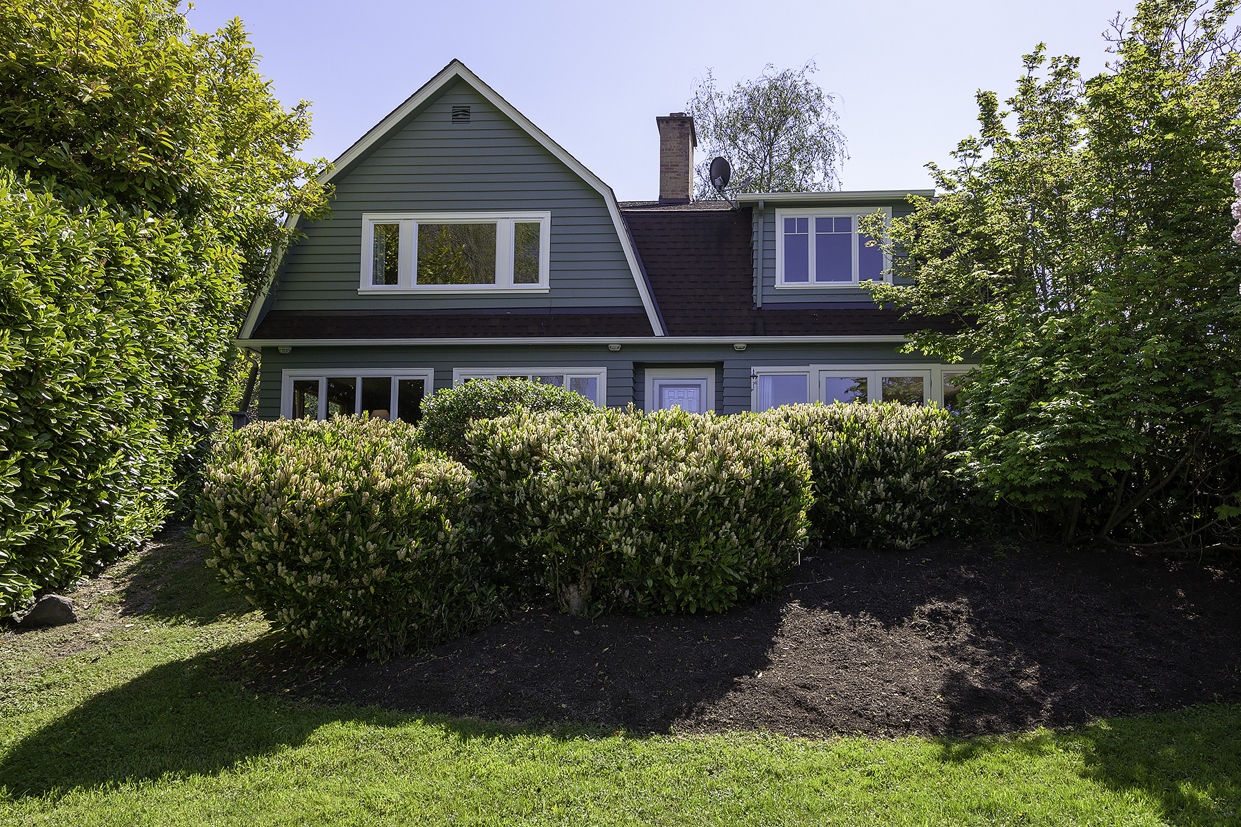 Property Photo: Colonial Edmonds Home 1610 9th Ave N  WA 98020 