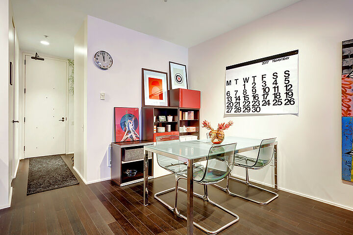 Property Photo: 1111 E Pike St 405 WA 98122
