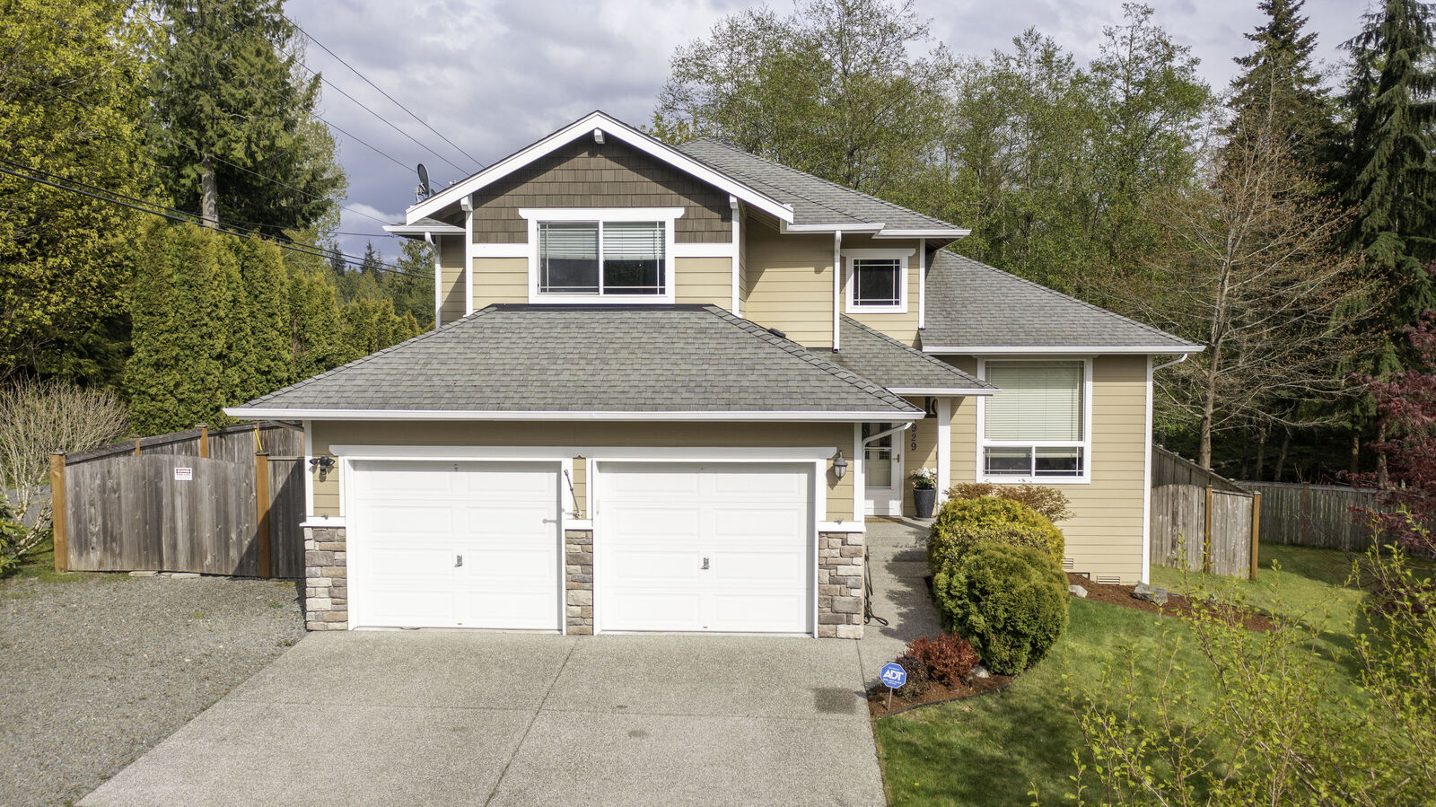 Property Photo: 13929 76th Avenue NW WA 98292