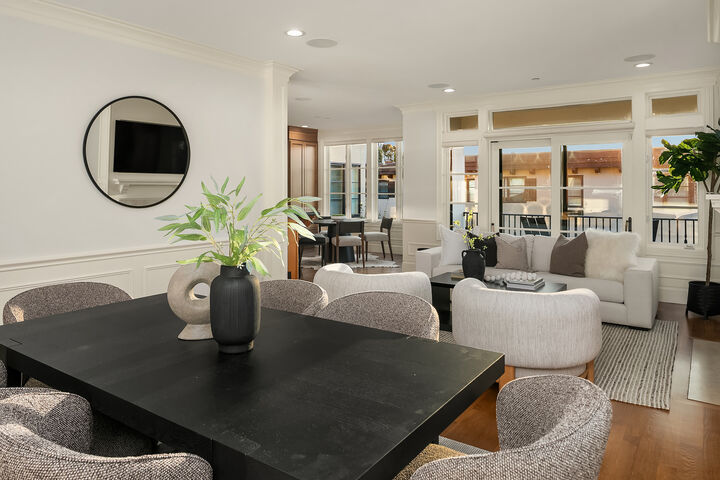 Property Photo: 701 1st Street S WA 98033