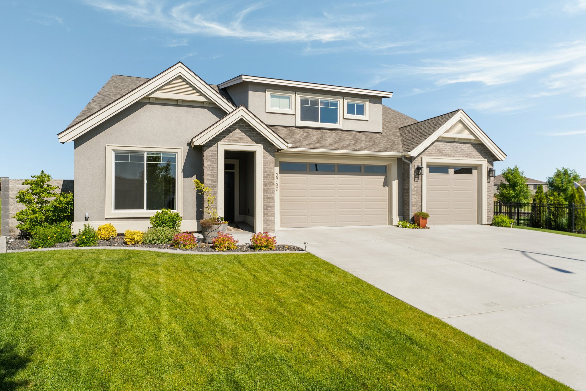 Property Photo: 2760 Grayhawk Loop WA 99354