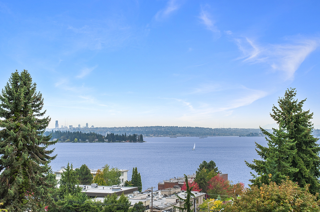 Property Photo: Panoramic view home! 10228 NE 58th St  WA 98033 