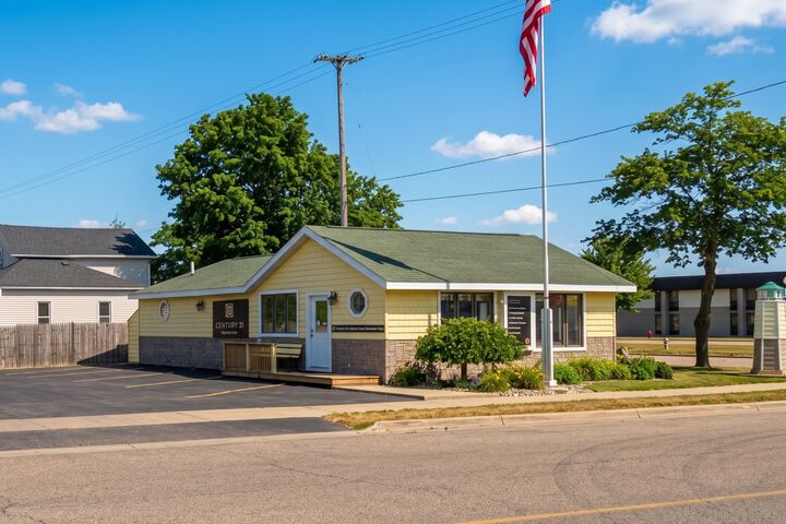 Signature Realty,East Tawas,Signature Realty