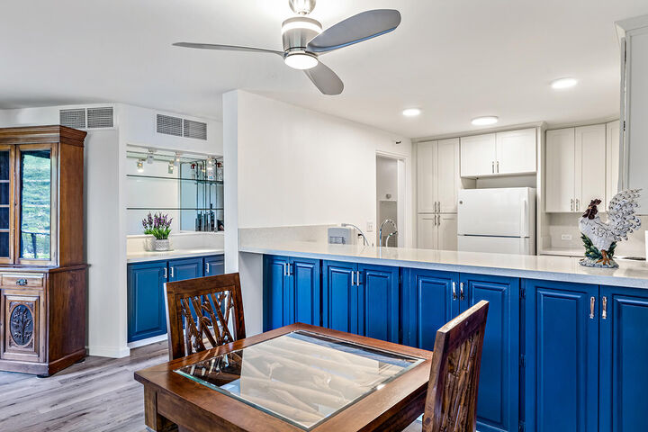 555 Hahaione Street 8C  Honolulu HI 96825 photo