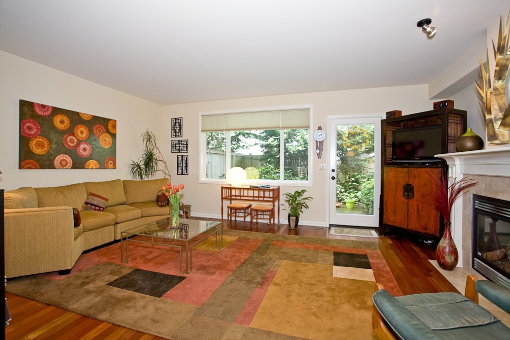 Property Photo: Living room 8507 Bowdoin Way 2  WA 98026 