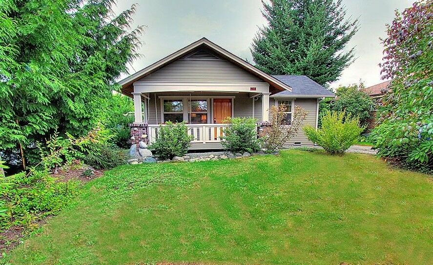 Property Photo:  9524 17th Ave NW  WA 98117 