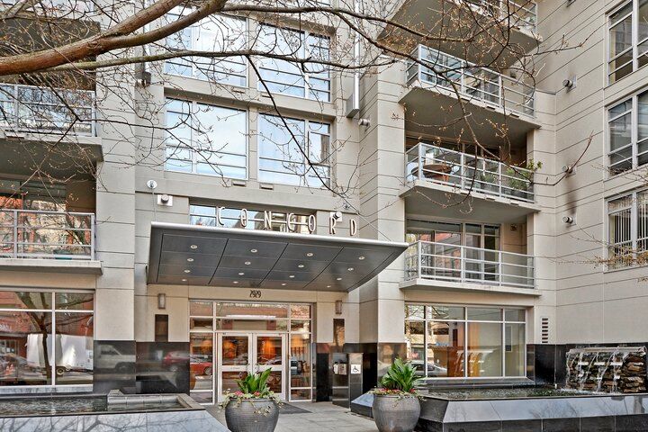 Property Photo: 2929 1st Ave 619 WA 98121