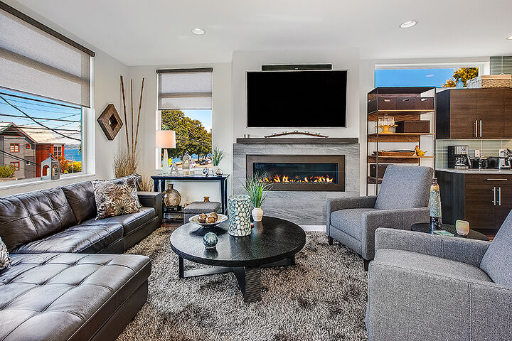 Property Photo:  3006 Alki Avenue  WA 98116 