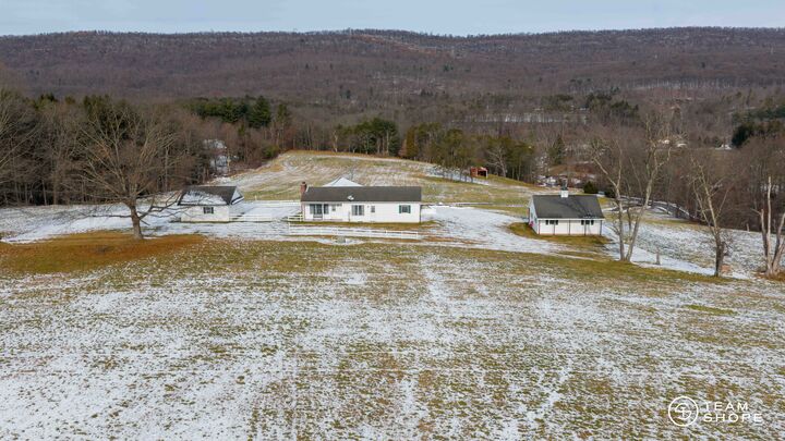 Property Photo: 475 Lesentier Lane PA 17112