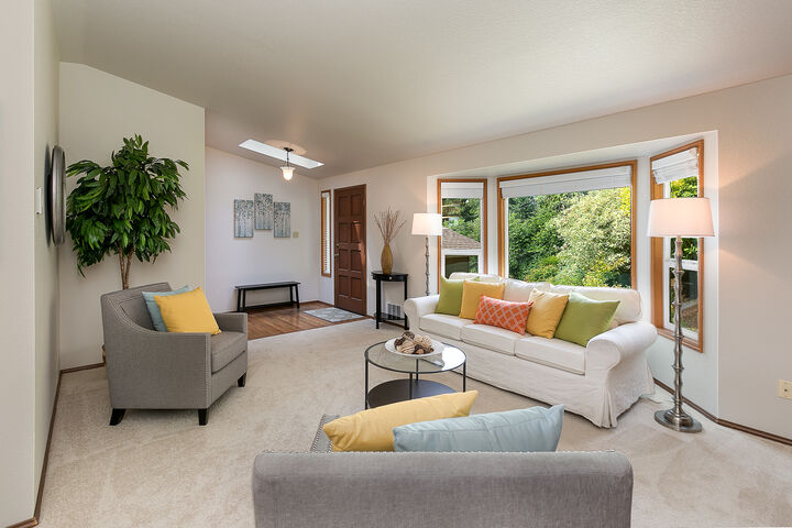 Property Photo:  19344 35th Avenue NE  WA 98155 