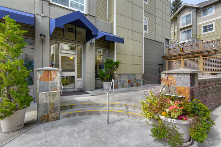 Property Photo: Island crossings 300 High School Rd NE 300  WA 98110 