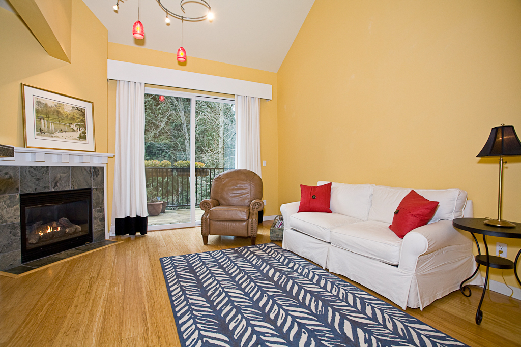 Property Photo: Living room 13824 N Creek Drive 1702  WA 98012 