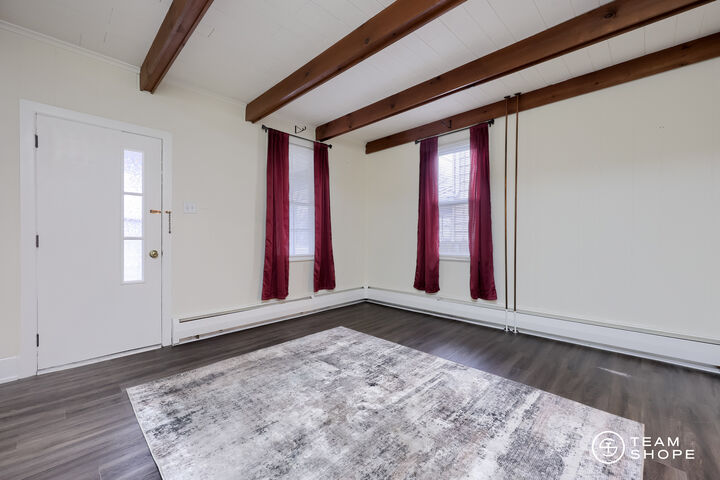 Property Photo:  21 E Richland Avenue  PA 17067 