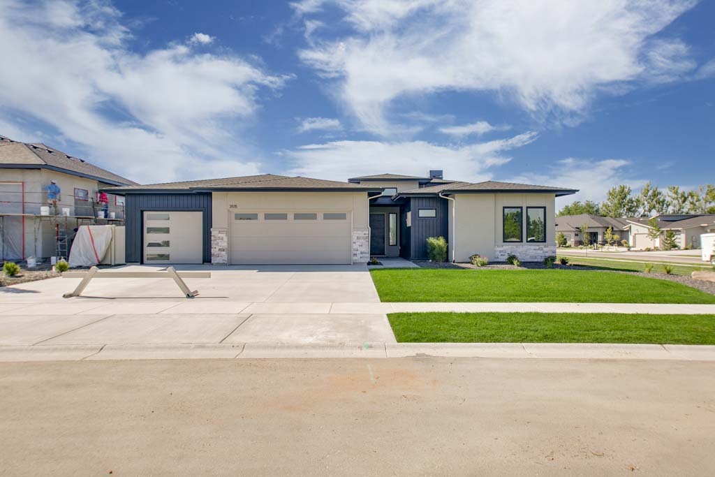 Property Photo:  3515 W Parodin St  ID 83616 