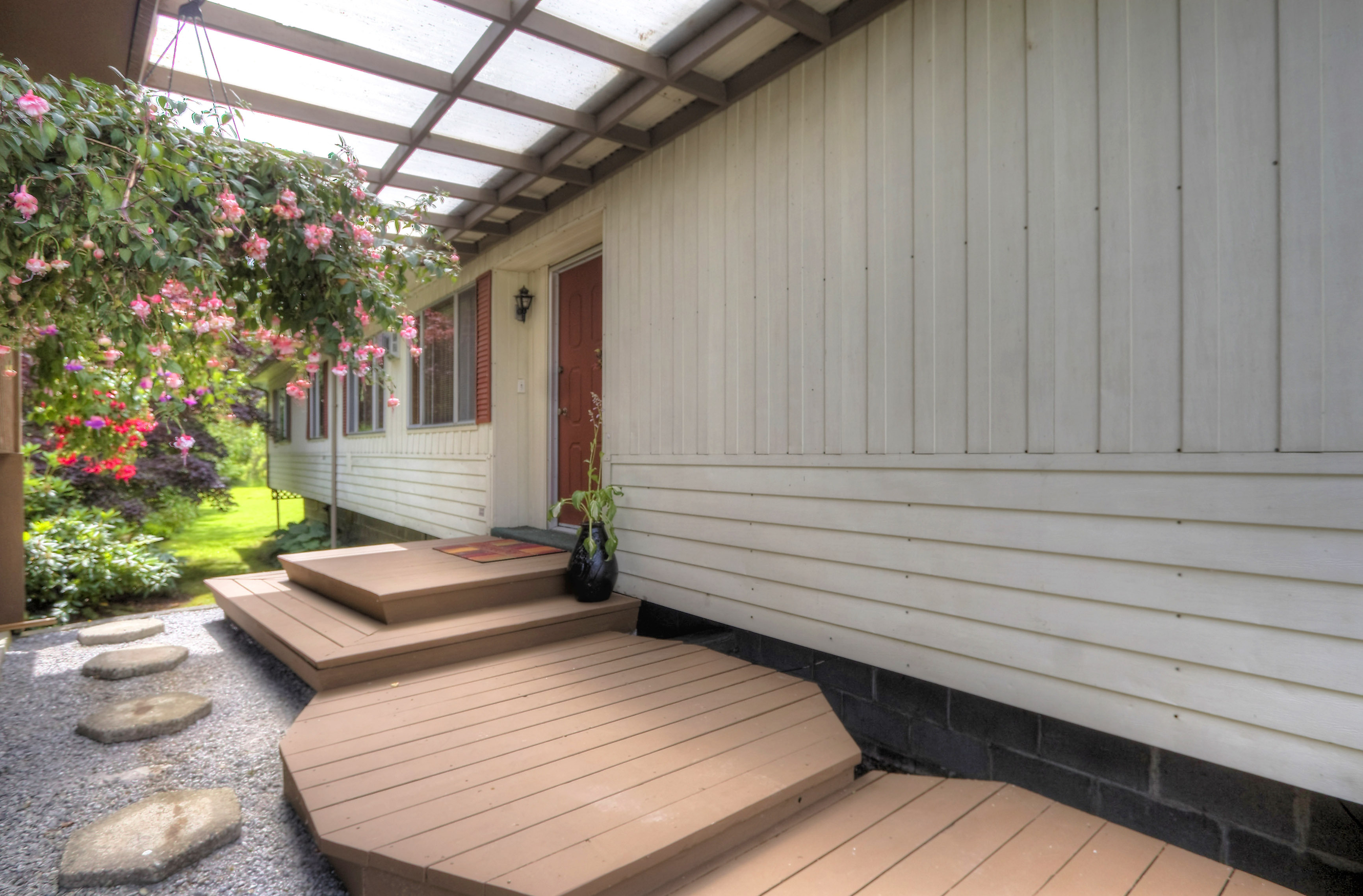 Property Photo: 135 Kelly Rd WA 98226