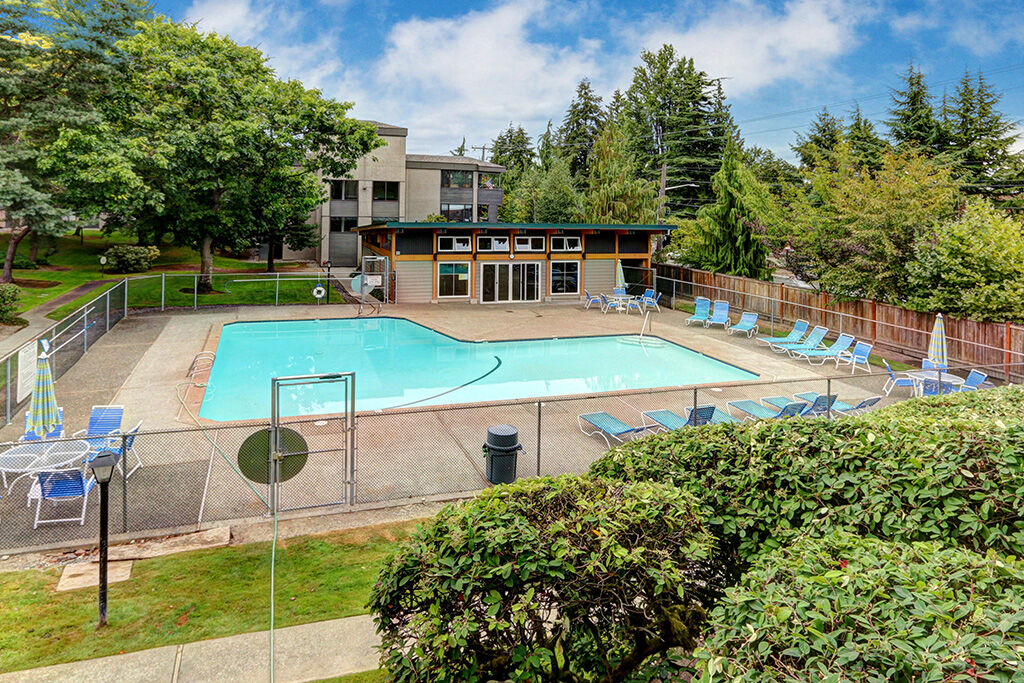 Property Photo: 7001 Sand Point Way NE C208 WA 98115