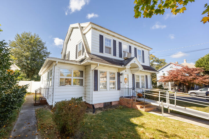 Property Photo: 112 W London Avenue MD 21801