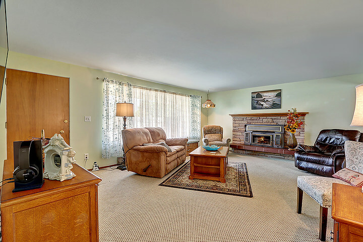 Property Photo: Living Room 2126 Burley Dr WA 98208