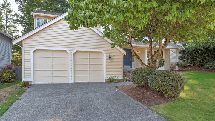 Property Photo:  3602  243rd Avenue SE  WA 98029 