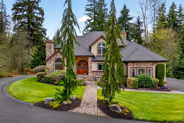 Property Photo:  14425  235th Street SE  WA 98296 